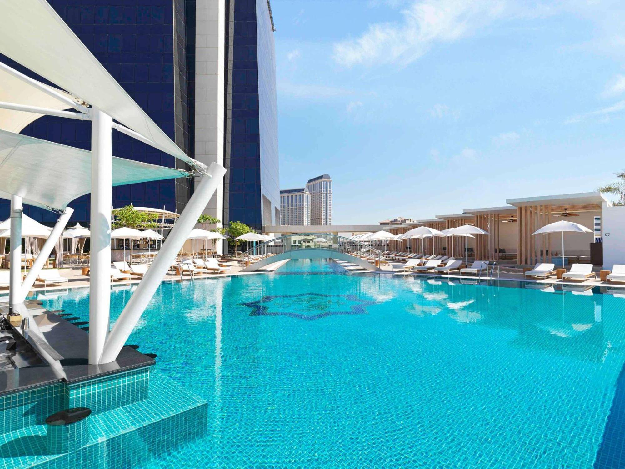 Sofitel Dubai The Obelisk Hotel Exterior photo